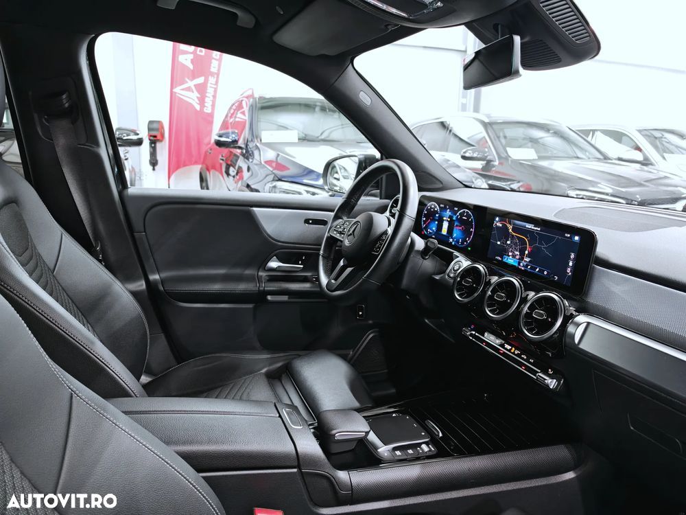 Mercedes GLB 200d 7 Locuri LED Widescreen 1/2 Sport-Leather KeylessGo Klima PDC