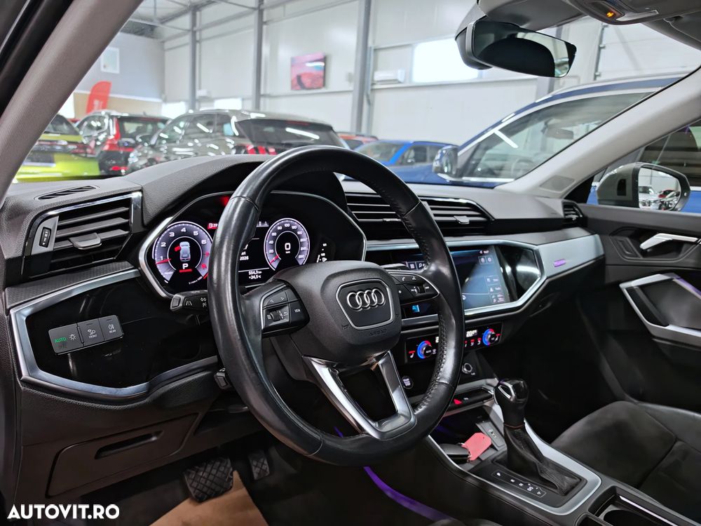 Audi Q3 35 TFSI Benzina S Tronic Advanced Grey, Led , Alcantara, Ambiental