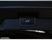 Land Rover Discovery 2.0 4x4 L SD4 SE 7 Locuri