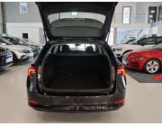 Skoda Octavia Combi 2.0 TDI Executive - Diesel - Automatic