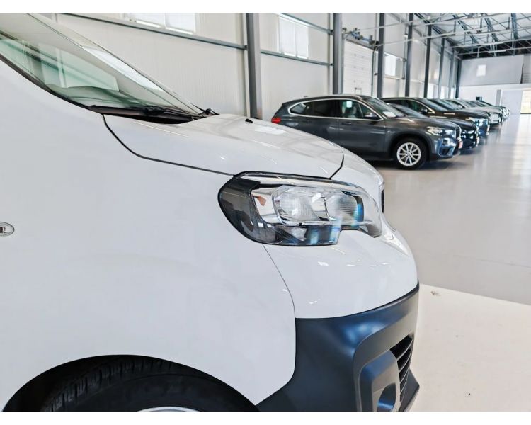 Microbuz Peugeot Expert L1 1.5 BlueHDi 120 8 + 1 Locuri