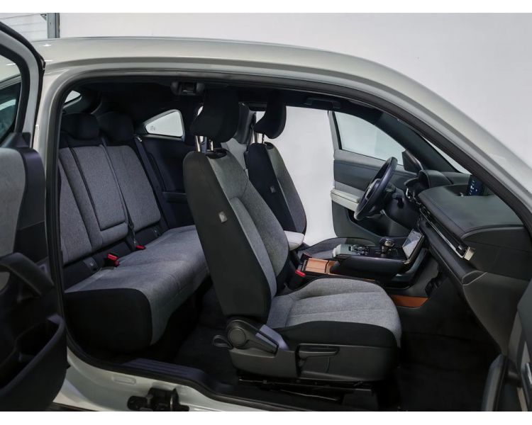 Mazda MX-30 e-Skyactiv ELECTRIC EV Advantage