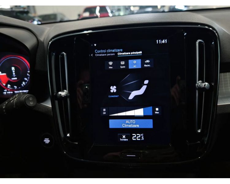 Volvo XC 40 T5 Recharge Plus Dark Plug In Hybrid