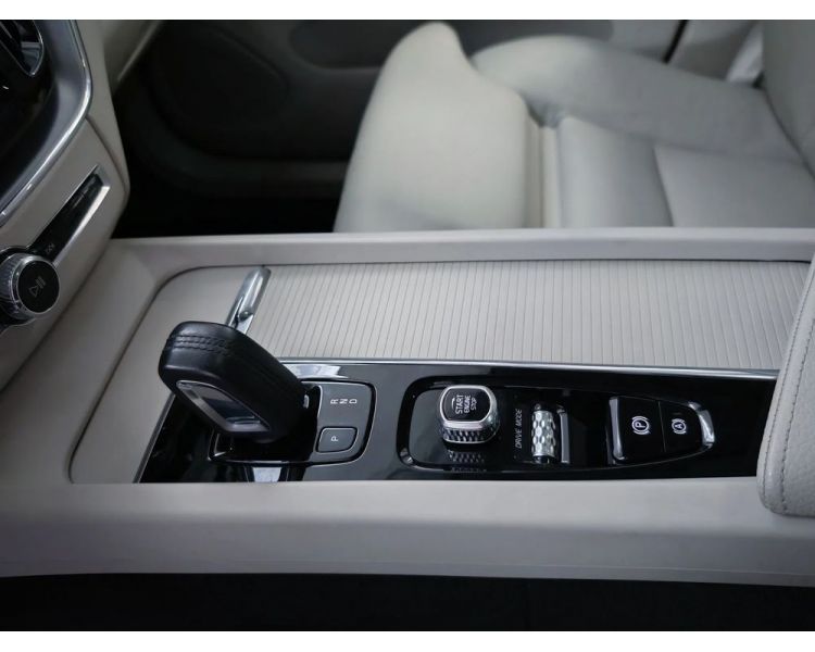 Volvo XC 60 T8 Twin Engine 4x4 AWD Plug In Hybrid