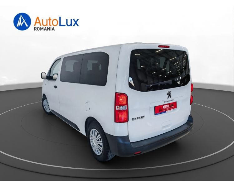 Microbuz Peugeot Expert L1 1.5 BlueHDi 120 8 + 1 Locuri