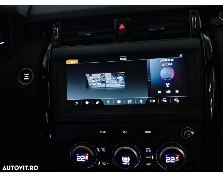 Land Rover Discovery 2.0 4x4 L SD4 SE 7 Locuri