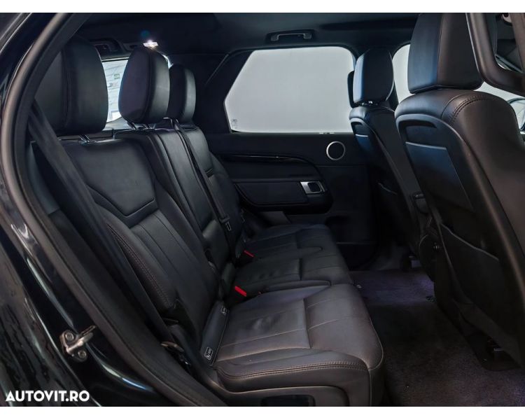Land Rover Discovery 2.0 4x4 L SD4 SE 7 Locuri