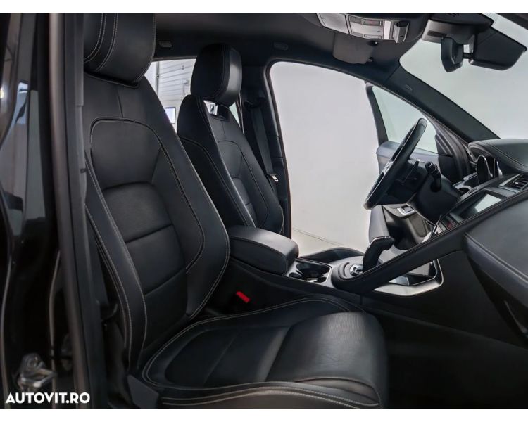 Jaguar E-Pace P200 4X4 AWD Aut. R-Dynamic
