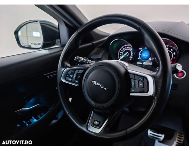 Jaguar E-Pace P200 4X4 AWD Aut. R-Dynamic