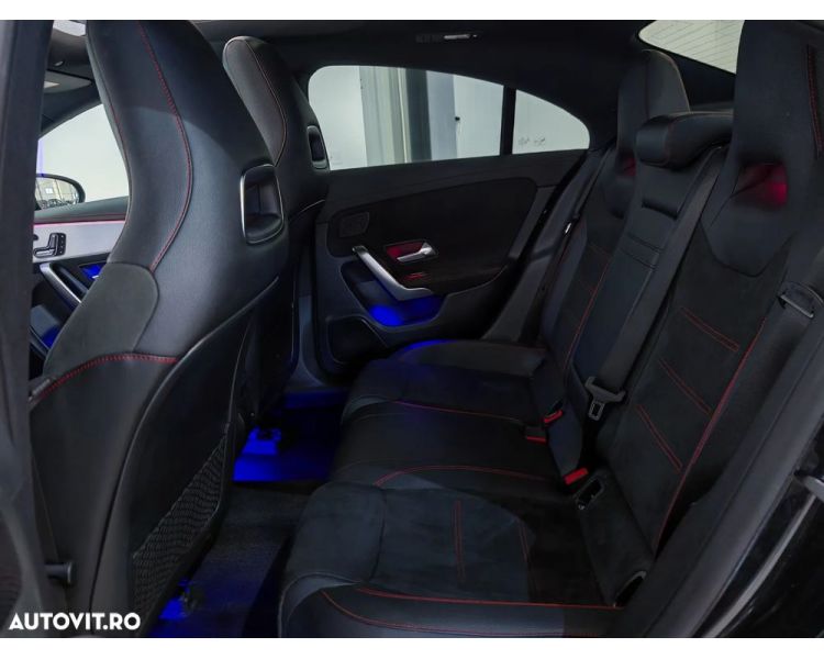 Mercedes-Benz CLA 180 d 7G-DCT AMG Line