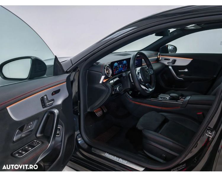 Mercedes-Benz CLA 180 d 7G-DCT AMG Line