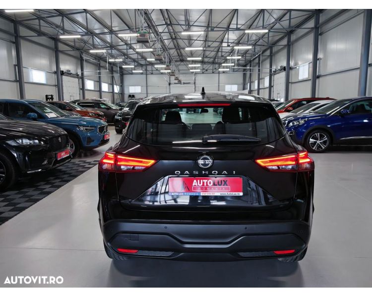 Nissan Qashqai 1.3 Business, Benzina / Mild-hybrid