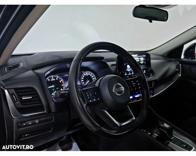 Nissan Qashqai 1.3 Business, Benzina / Mild-hybrid