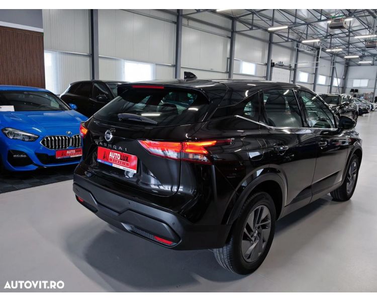 Nissan Qashqai 1.3 Business, Benzina / Mild-hybrid