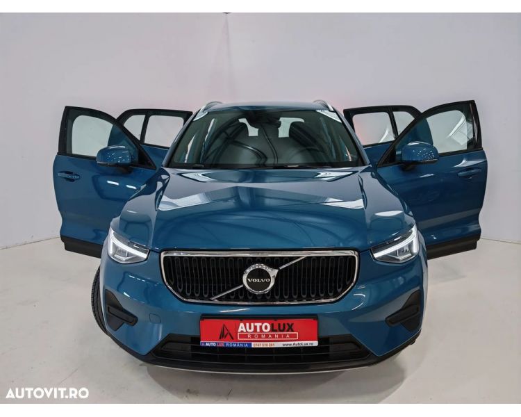 Volvo XC 40 T2 AT8 Momentum New Model