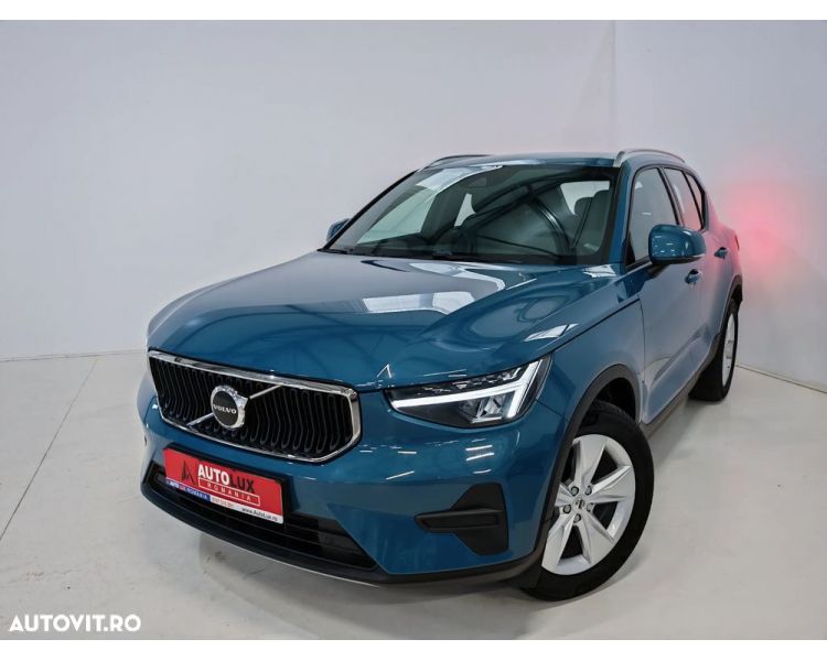 Volvo XC 40 T2 AT8 Momentum New Model
