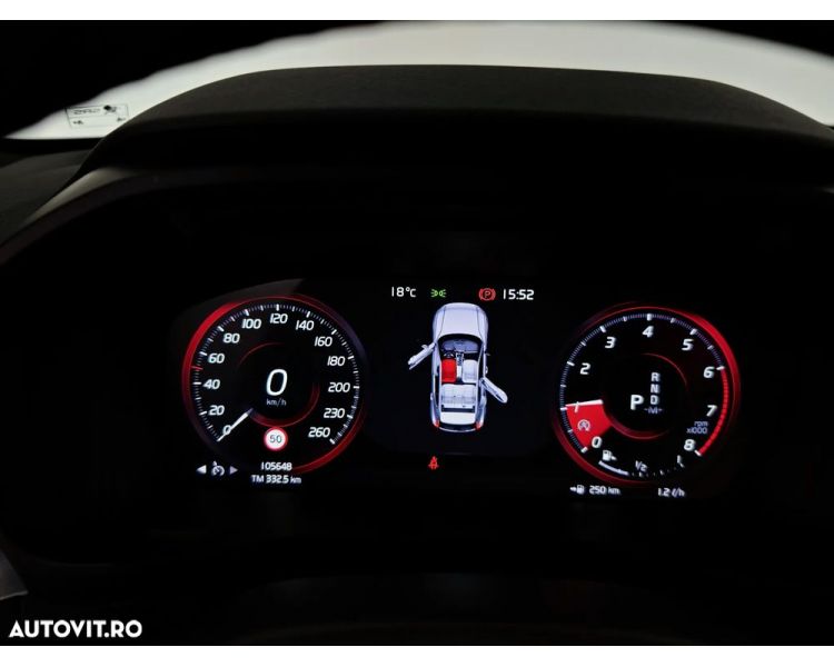 Volvo XC 40 T2 AT8 Momentum New Model