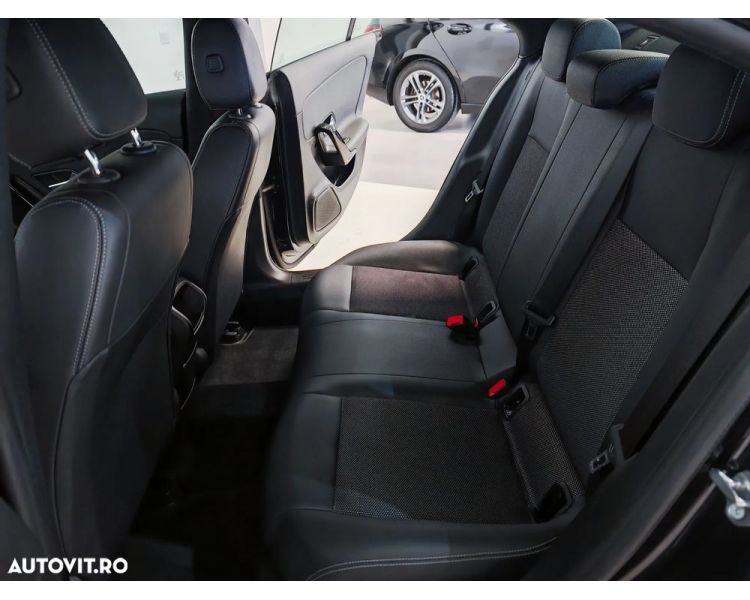 Mercedes-Benz CLA 180 d 7G-DCT