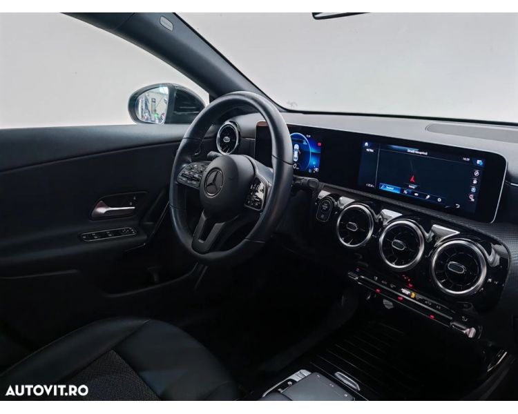 Mercedes-Benz CLA 180 d 7G-DCT