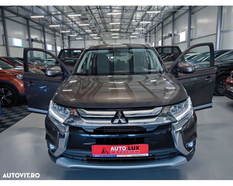 Mitsubishi Outlander DI-D AWD Aut. 4x4 , 360 , keyless