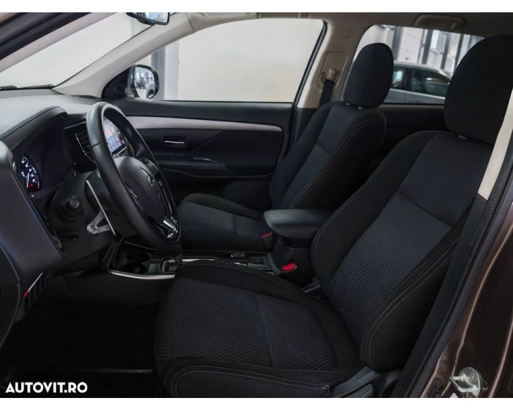 Mitsubishi Outlander DI-D AWD Aut. 4x4 , 360 , keyless