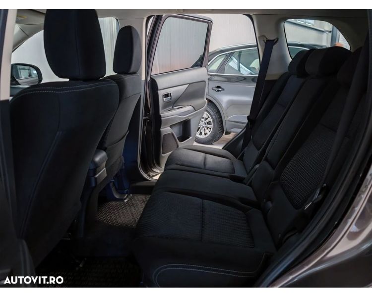 Mitsubishi Outlander DI-D AWD Aut. 4x4 , 360 , keyless