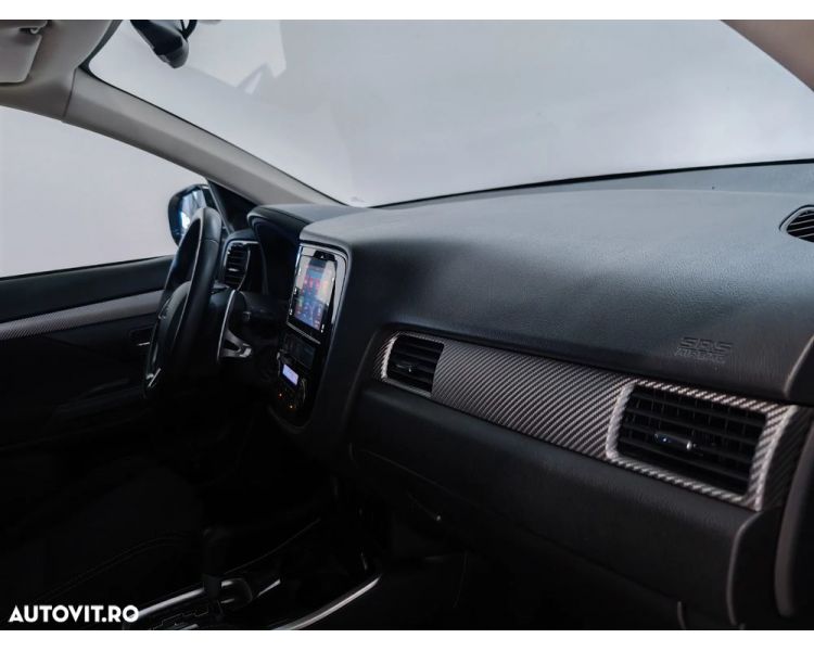 Mitsubishi Outlander DI-D AWD Aut. 4x4 , 360 , keyless