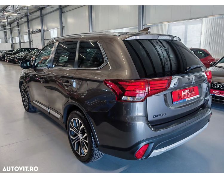 Mitsubishi Outlander DI-D AWD Aut. 4x4 , 360 , keyless