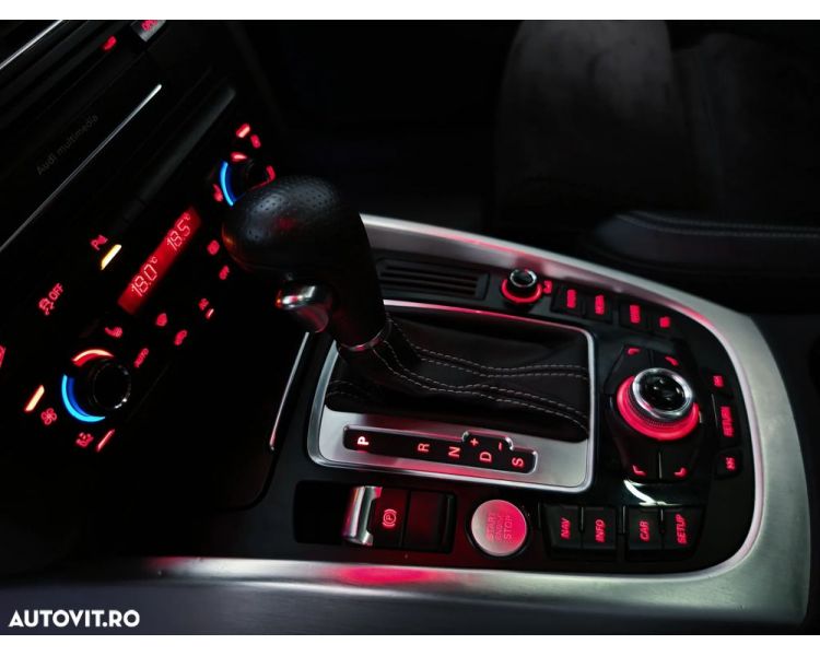 Audi Q5 2.0 TDI Quattro S-Tronic 4x4 S-Line