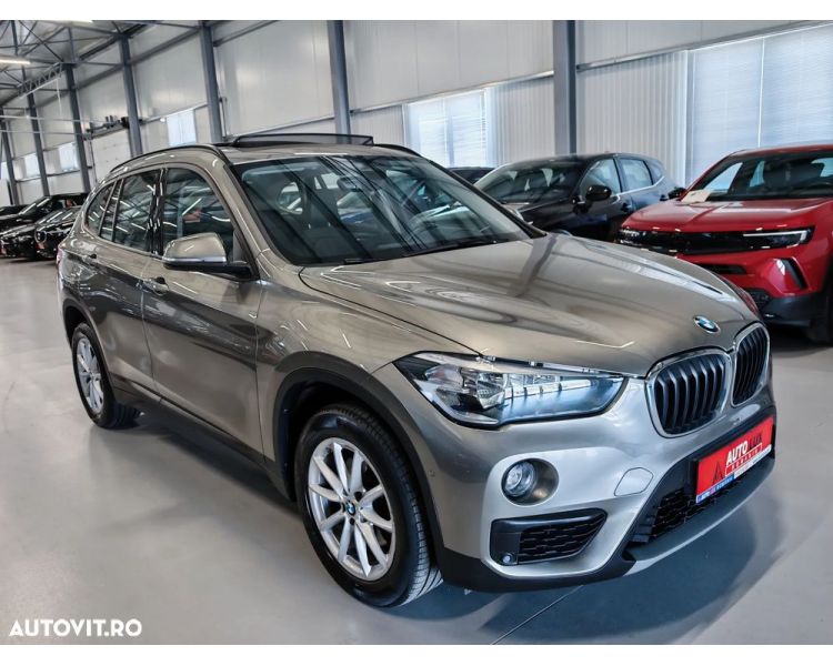BMW X1 sDrive18i Benzina Automat