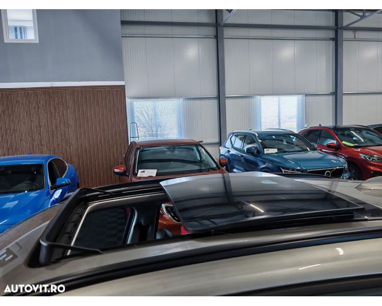 BMW X1 sDrive18i Benzina Automat