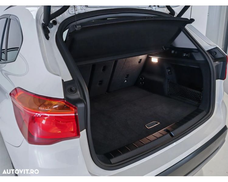 BMW X1 sDrive16 Travel Model Advantage Business