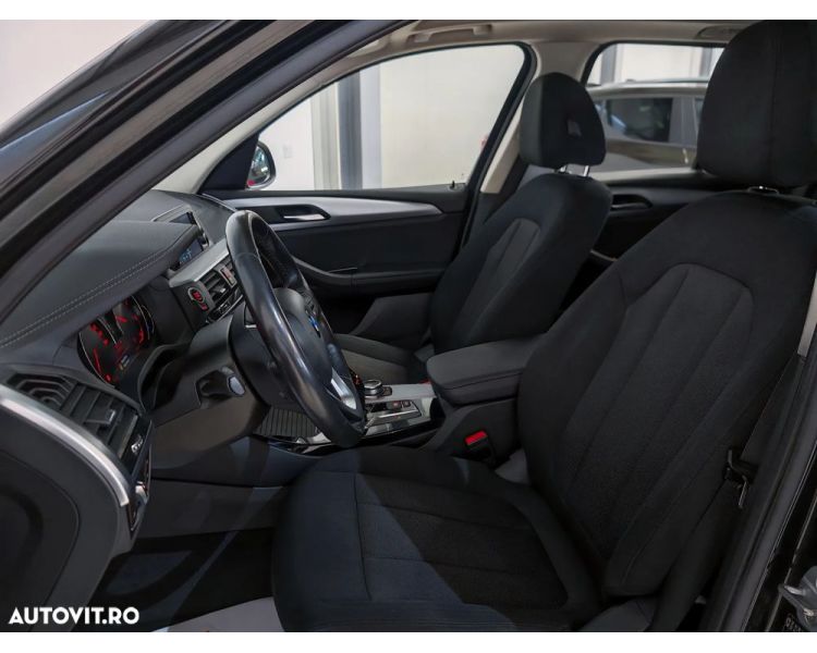 BMW X3 sDrive18d AT MHEV Automat