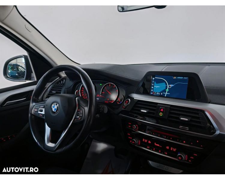 BMW X3 sDrive18d AT MHEV Automat