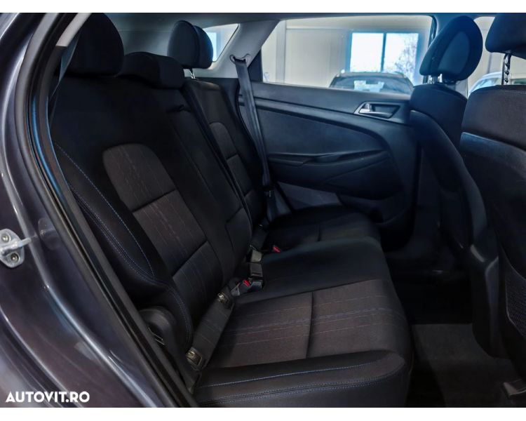 Hyundai Tucson blue 1.7 CRDi 2WD