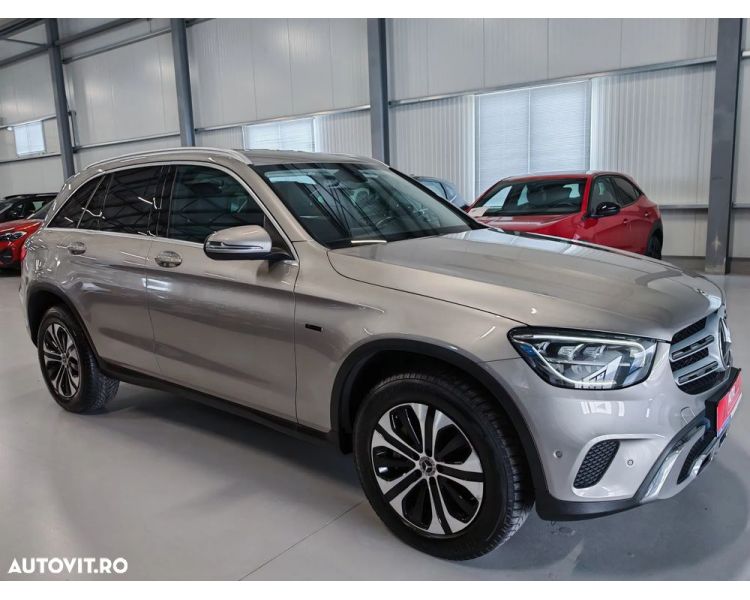 Mercedes-Benz GLC 300de - 4-Matic - Plug In Hybrid - 306 HP