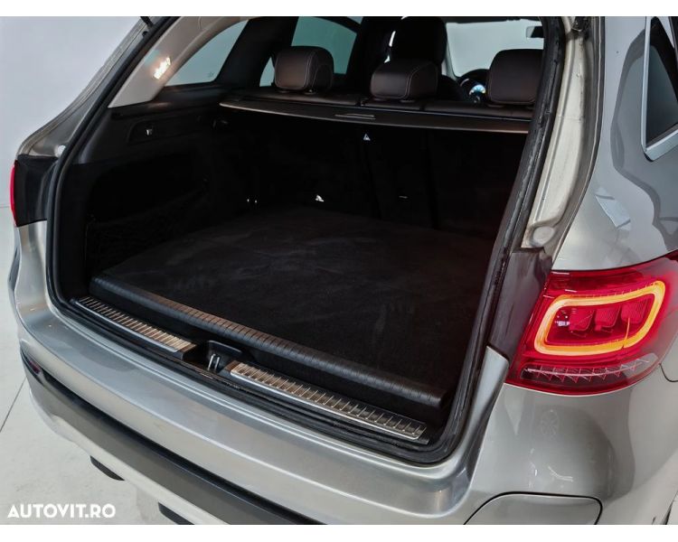 Mercedes-Benz GLC 300de - 4-Matic - Plug In Hybrid - 306 HP