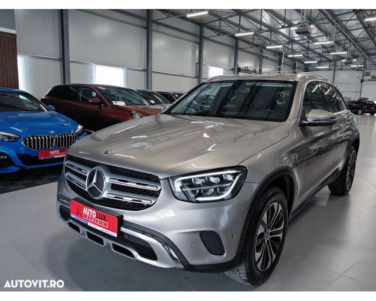 Mercedes-Benz GLC 300de - 4-Matic - Plug In Hybrid - 306 HP