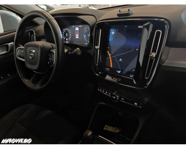 Volvo XC40 1.5 T3 Aut. LED-Xenon Virtual Navi KeylessGo Camera Klima PDC