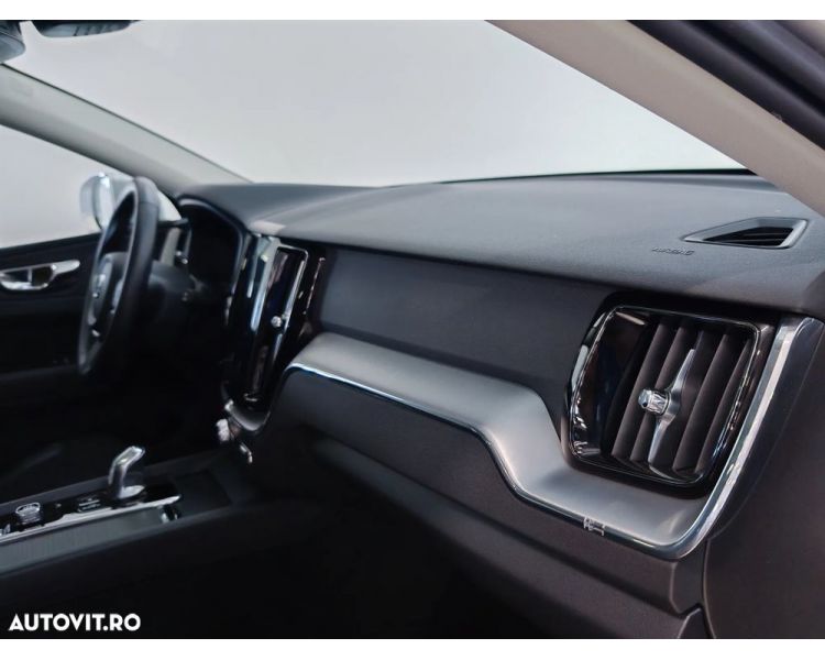 Volvo XC60 2.0 T8 Hybrid Plug-In AWD 4x4 Aut, 303 Hp