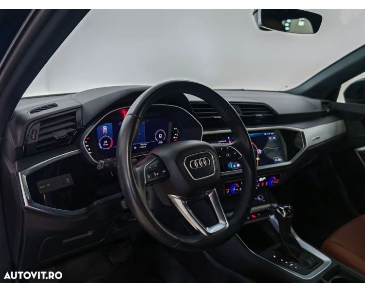 Audi Q3 1.5 35 TFSI S tronic S Line Int Brown