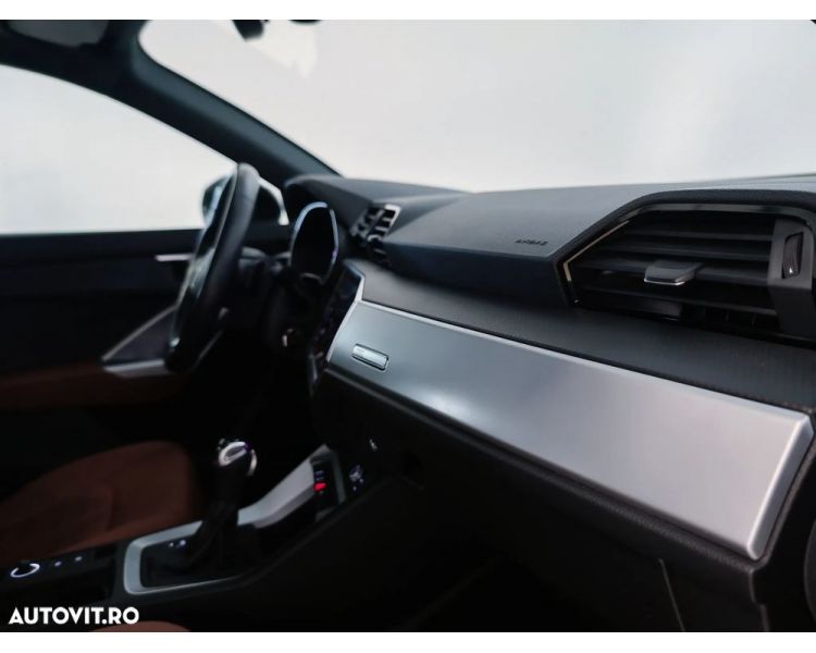Audi Q3 1.5 35 TFSI S tronic S Line Int Brown