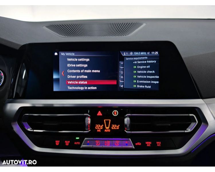 BMW Seria 3 318d Aut. Sport Line / Ambiental/Nav/Piele