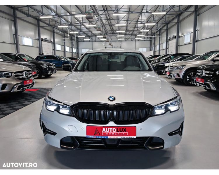 BMW Seria 3 318d Aut. Sport Line / Ambiental/Nav/Piele