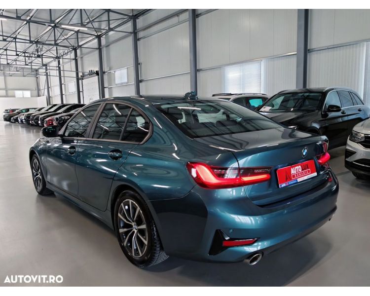 BMW Seria 3 318i Aut. Nav / Cookpit Digital / Piele / Special Color
