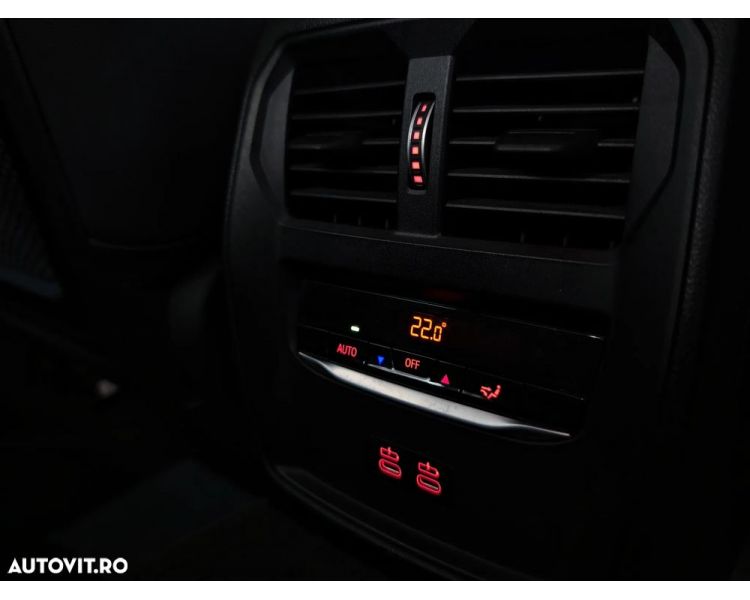 BMW Seria 3 318i Aut. Nav / Cookpit Digital / Piele / Special Color