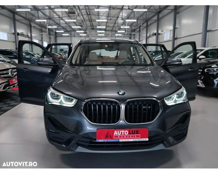 BMW X1 xDrive25e Aut Plug in Hybrid 4x4/ Int Beige, 220 HP