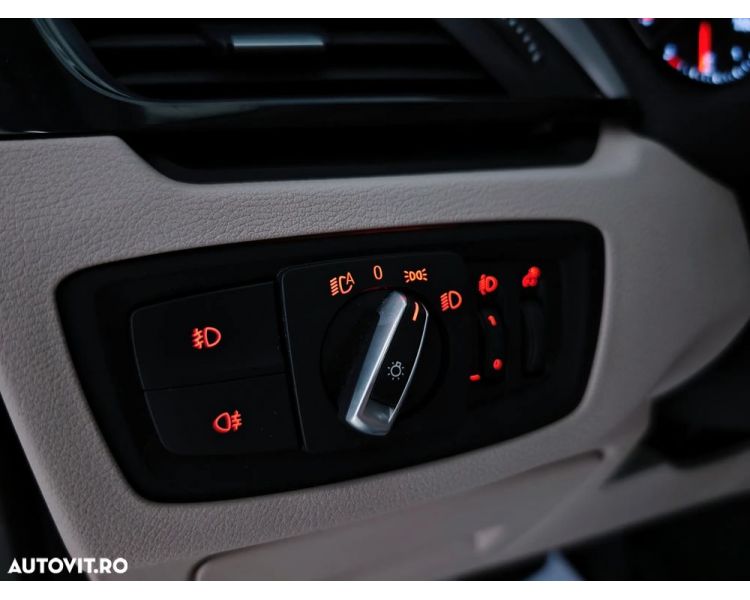 BMW X1 xDrive25e Aut Plug in Hybrid 4x4/ Int Beige, 220 HP