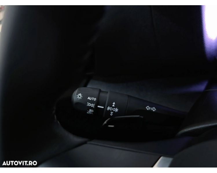 Citroën C4 1.2 PureTech 130 S&S EAT8 PLUS