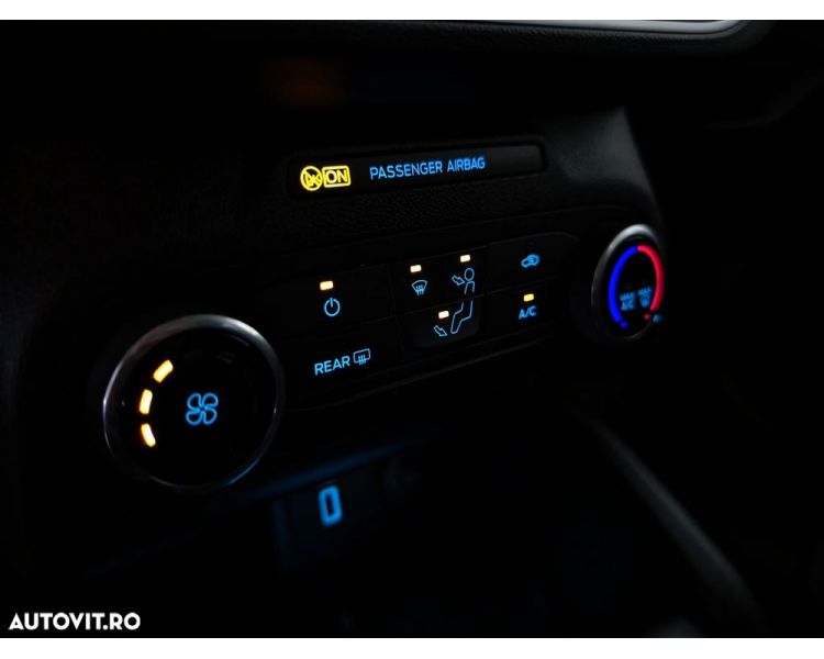 Ford Focus Turnier 1.5 EcoBlue Start-Stopp-System COOL&CONNECT